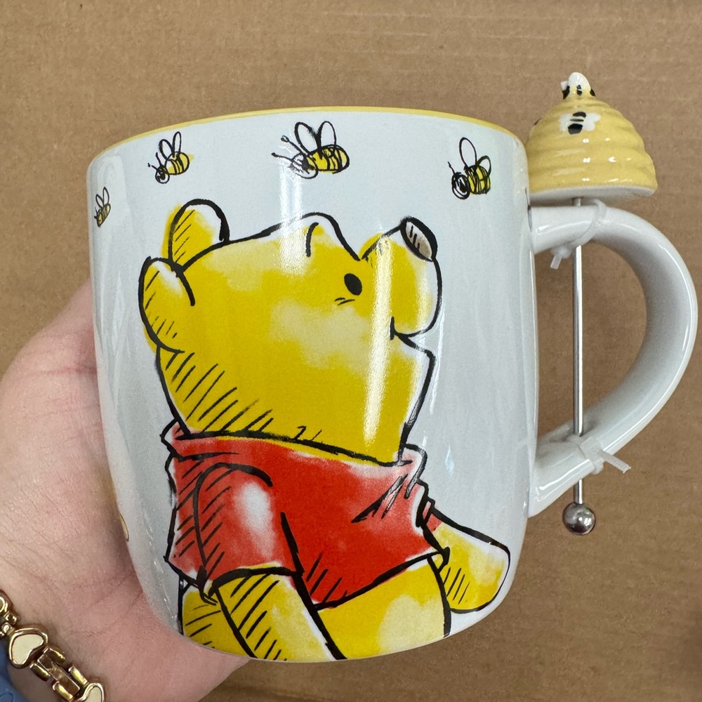 Disney Winnie the Pooh Dining Mug Yellow and Red